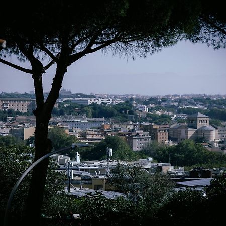 Guesthouse Aurora A.E. Rome Bagian luar foto