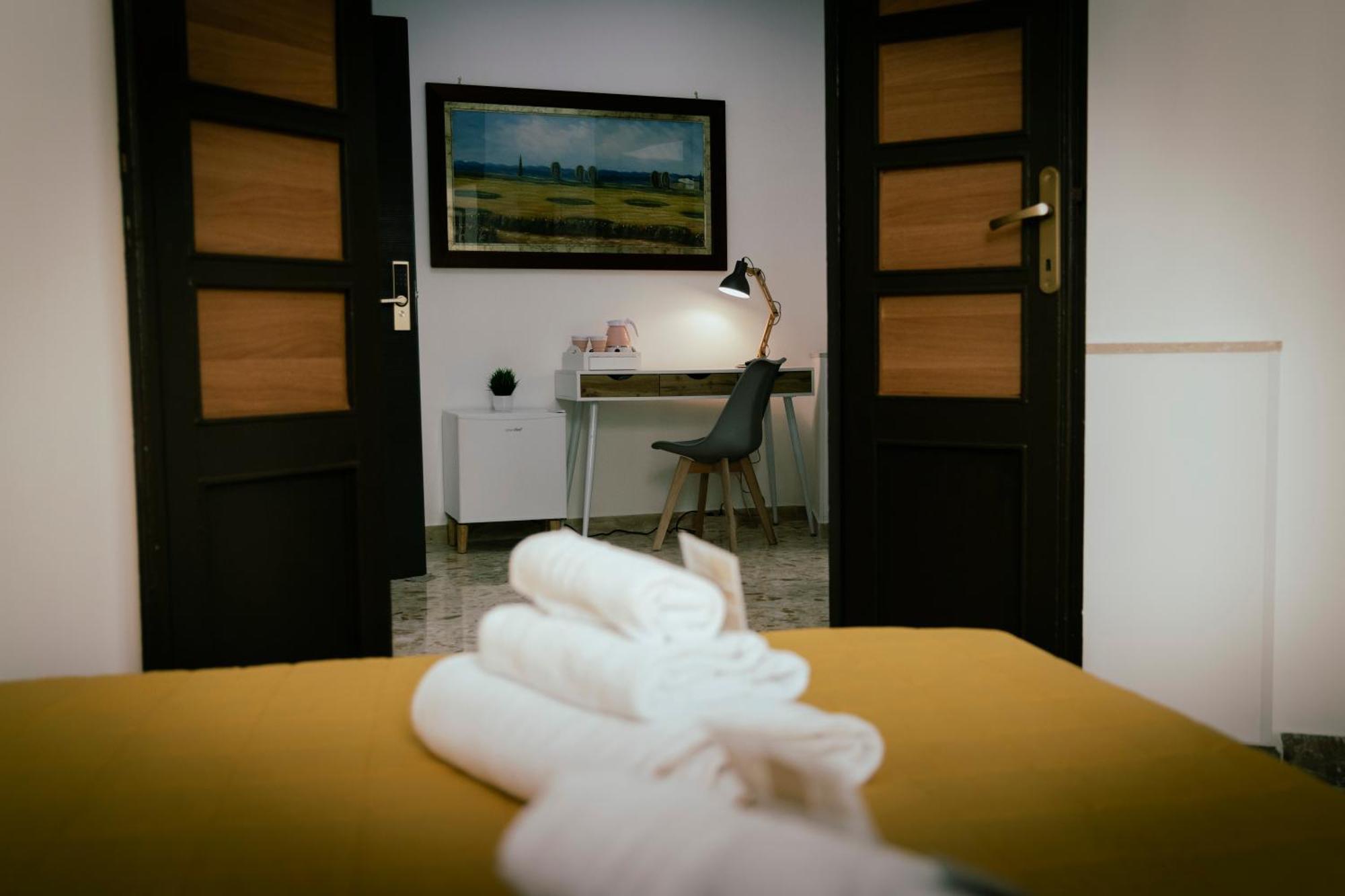 Guesthouse Aurora A.E. Rome Bagian luar foto