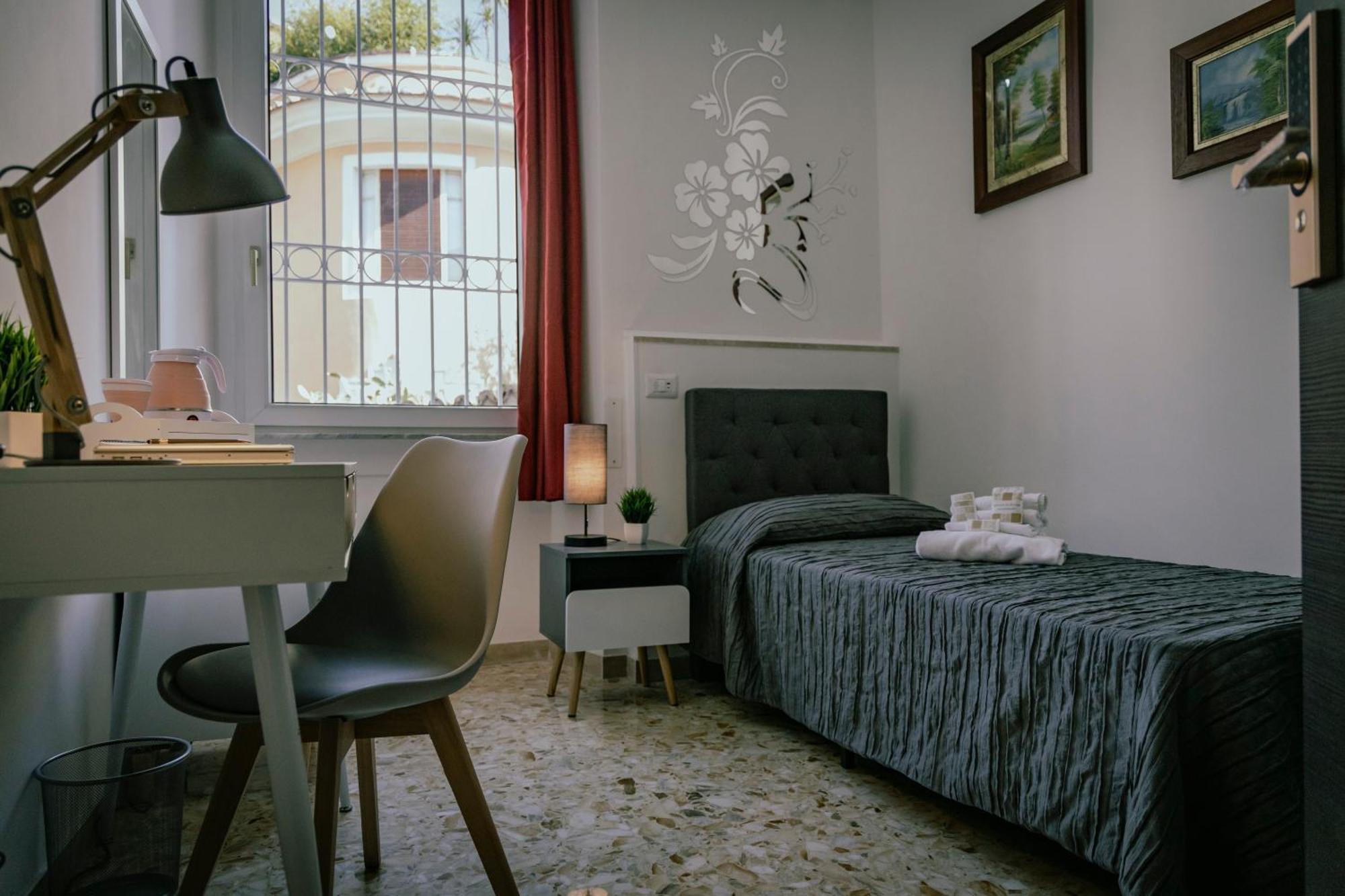 Guesthouse Aurora A.E. Rome Bagian luar foto