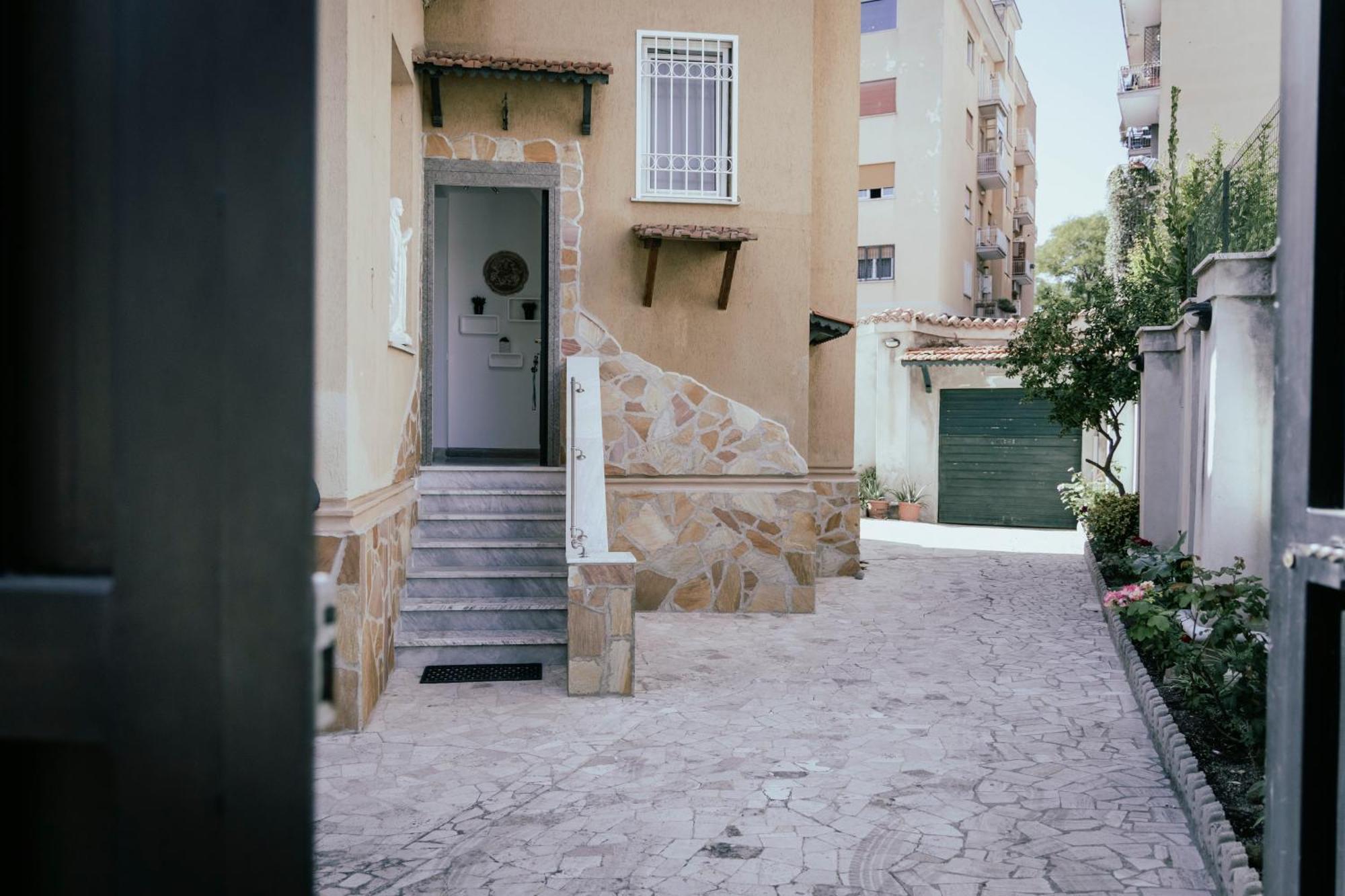 Guesthouse Aurora A.E. Rome Bagian luar foto