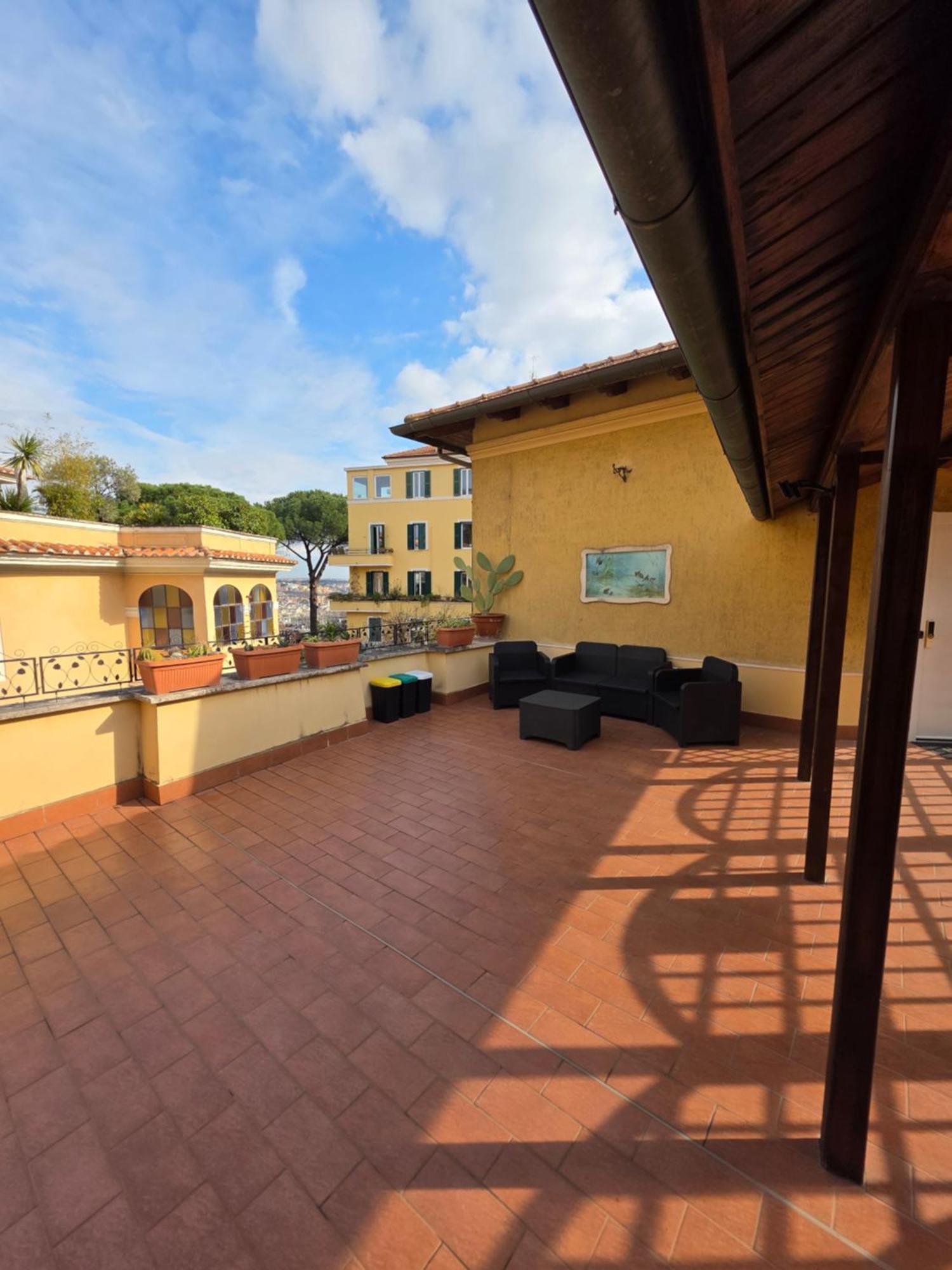 Guesthouse Aurora A.E. Rome Bagian luar foto