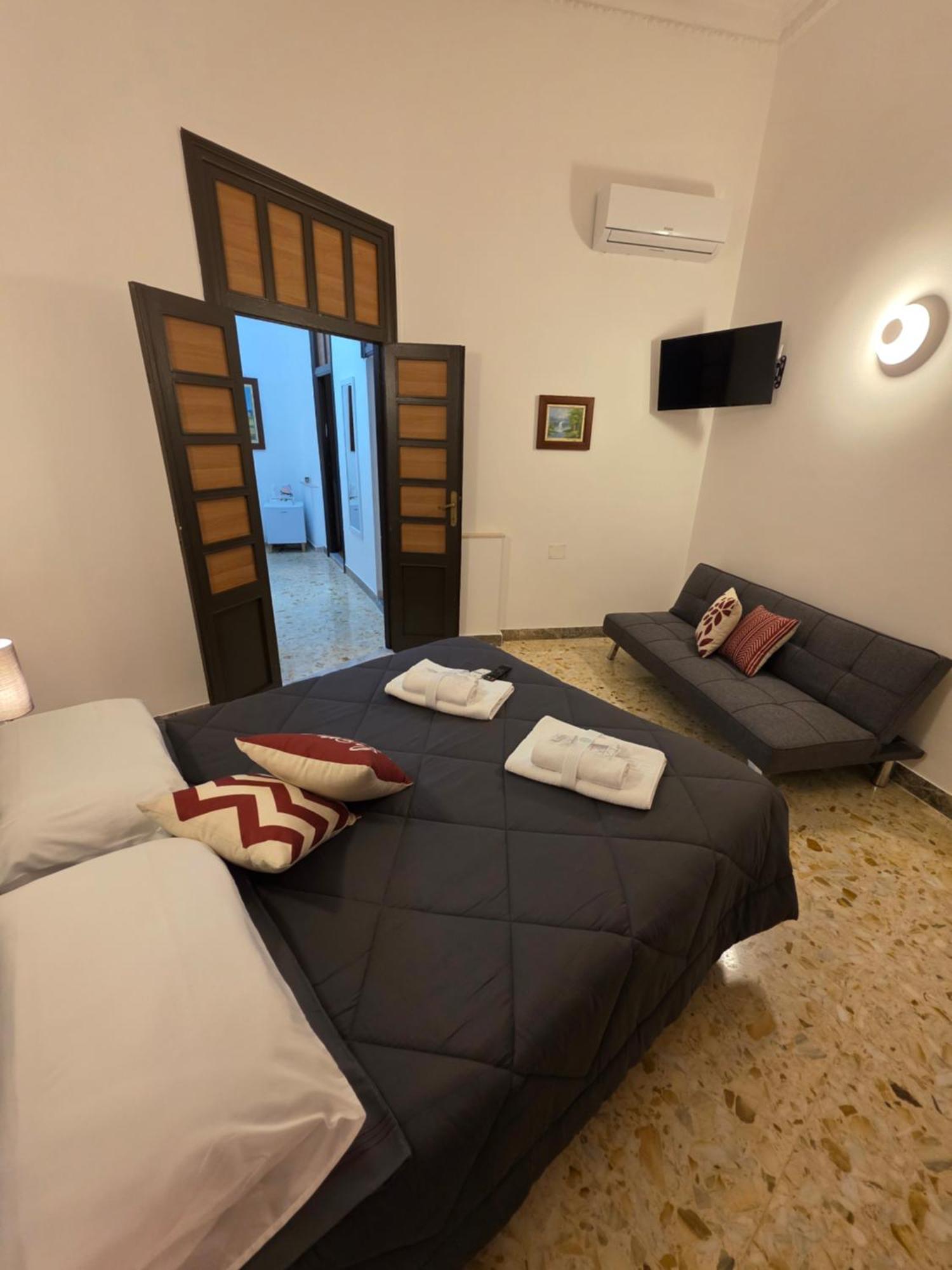 Guesthouse Aurora A.E. Rome Bagian luar foto
