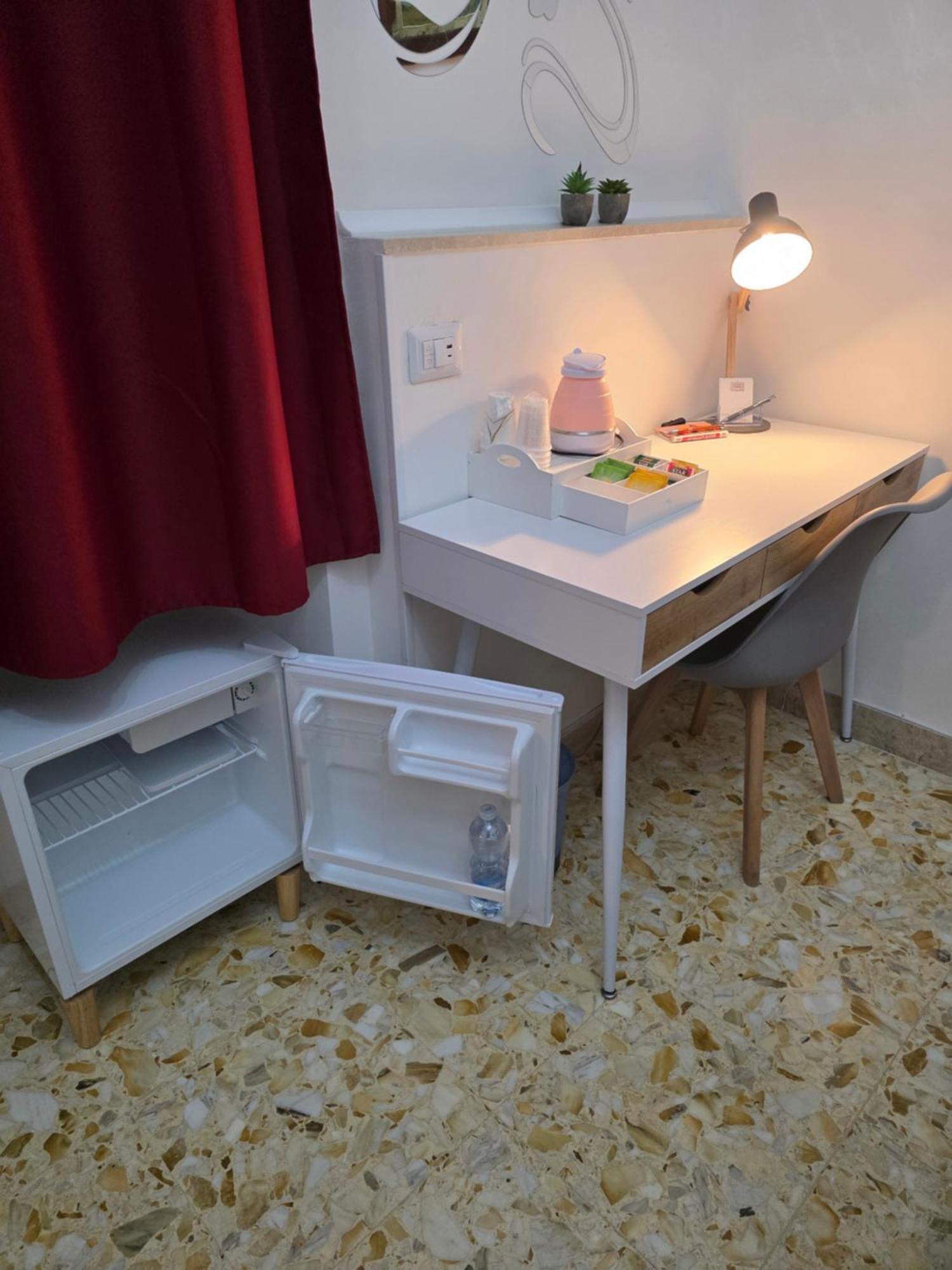 Guesthouse Aurora A.E. Rome Bagian luar foto