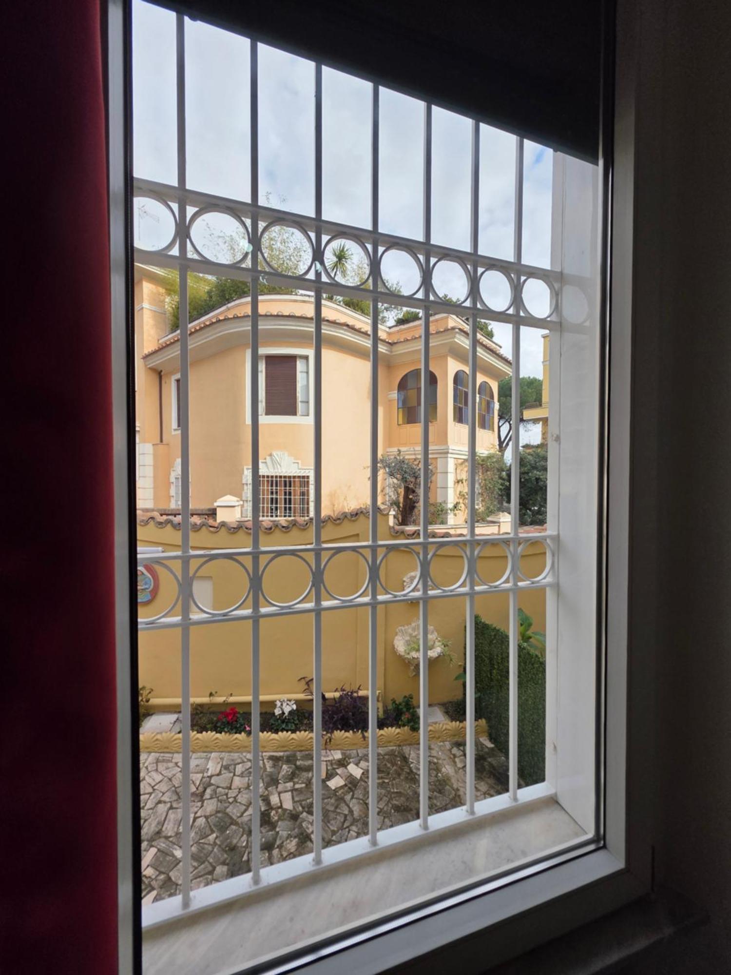 Guesthouse Aurora A.E. Rome Bagian luar foto
